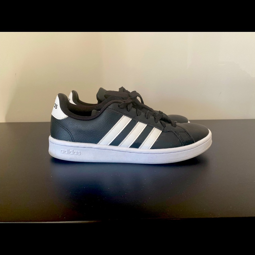 Size 8.5 Adidas Grand Court Core Black White Cloud F36484